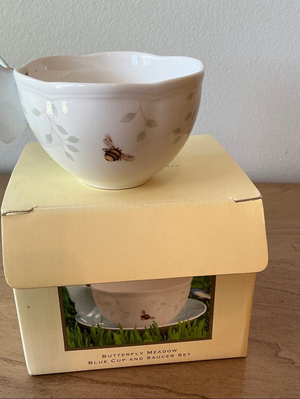 NIB Lenox Butterfly Meadow Cream Porcelain Accent Cup with Butterfly Handle